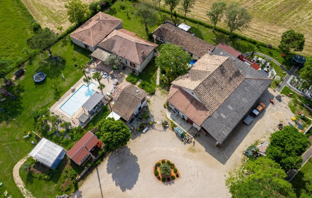 Studio Du Daudou Piscine Jacuzzi Partages Septfonds Kültér fotó